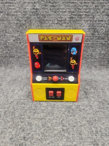 Pac man mini arcade handheld - pac-man,